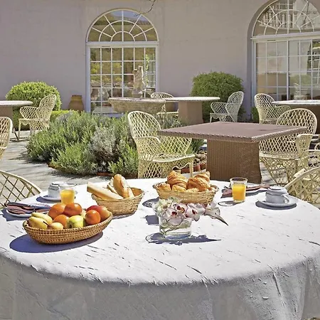 Holiday home Chateau De *
