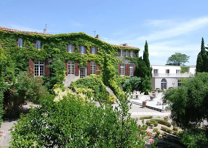 Holiday home Chateau De Floure - Et Piscine Exterieure Chauffee Carcassonne