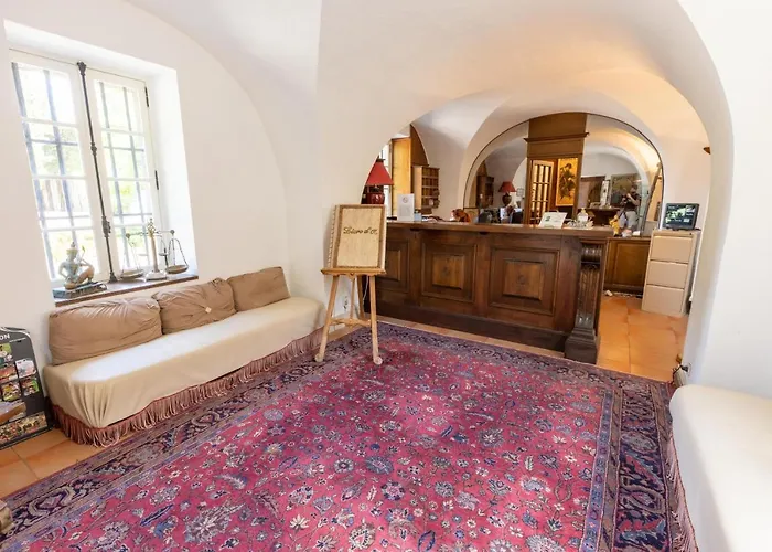 Chateau De Floure - Et Piscine Exterieure Chauffee