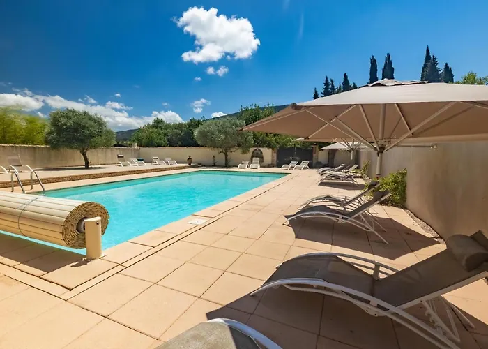 Holiday home Chateau De Floure - Et Piscine Exterieure Chauffee