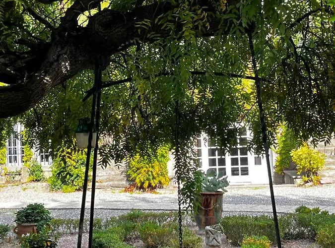 Holiday home Chateau De Floure - Et Piscine Exterieure Chauffee *