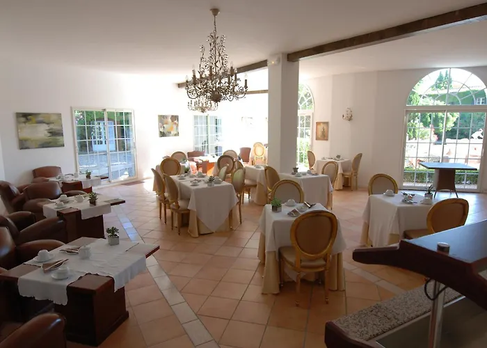 Chateau De Floure - Et Piscine Exterieure Chauffee