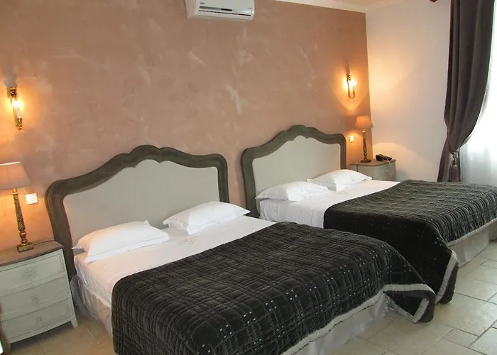 Chateau De Floure - Et Piscine Exterieure Chauffee カルカソンヌ