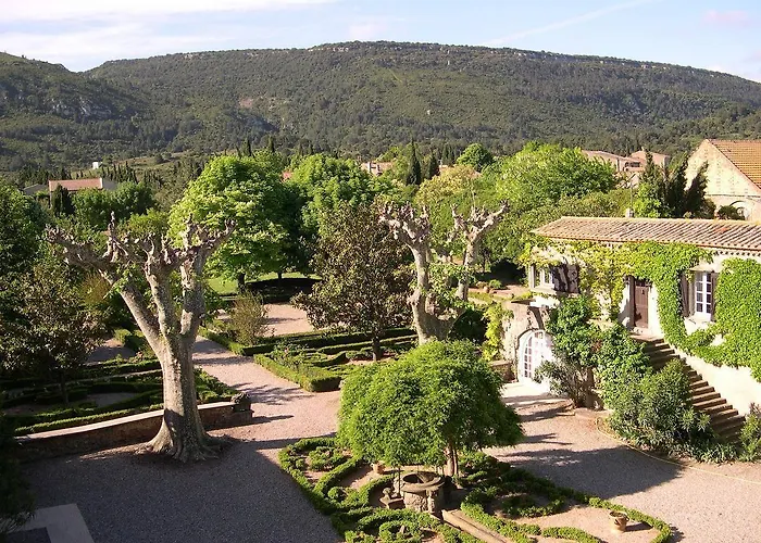 Holiday home Chateau De Floure - Et Piscine Exterieure Chauffee