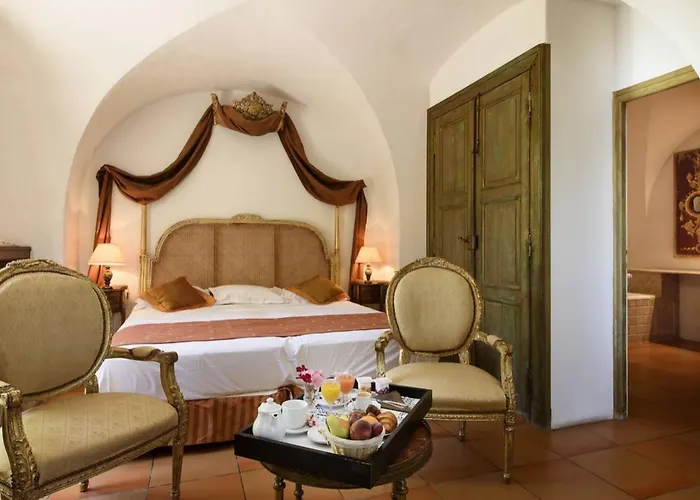 Chateau De Floure - Et Piscine Exterieure Chauffee 別荘