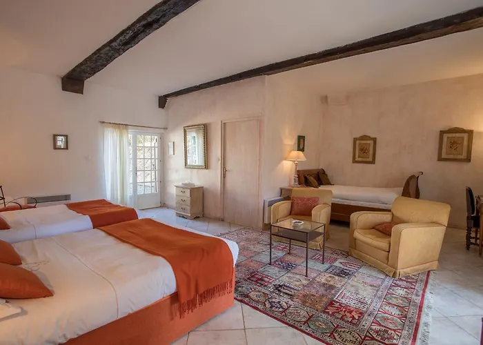 Holiday home Chateau De Floure - Et Piscine Exterieure Chauffee Carcassonne