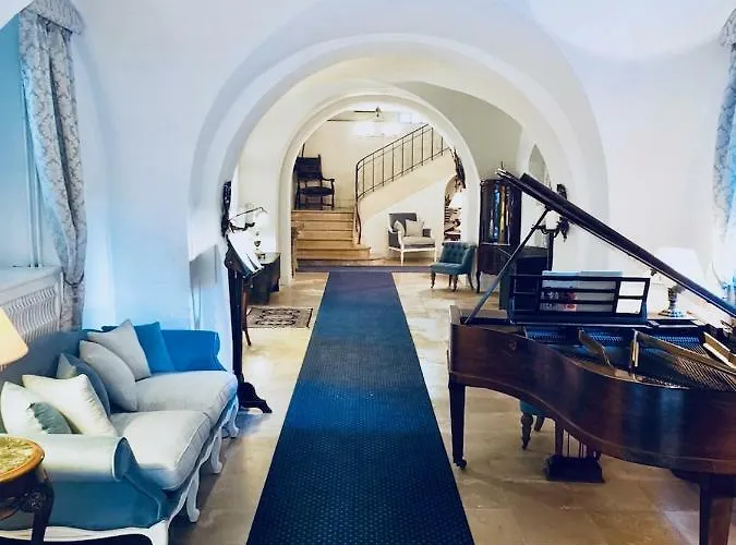 Chateau De Floure - Et Piscine Exterieure Chauffee